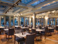 Roly's Bistro